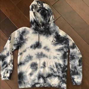 Men’s Volcom sweatshirt